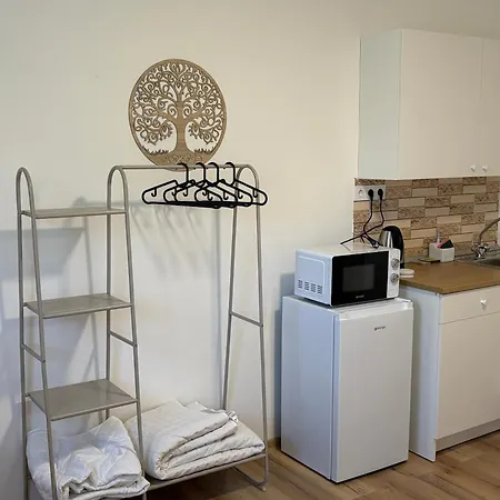 Apartment Haromfa Apartman *